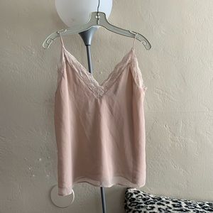 Nice Blush Flowy lace tank top